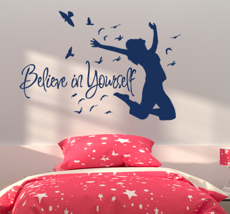 תמונה של מדבקת קיר - Believe in yourself בצירוף נערה